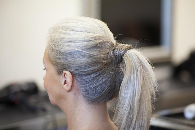 Our hair how to's: High Wrap-around Ponytail